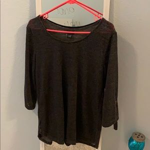 Grey 3/4 sleeve shirt
